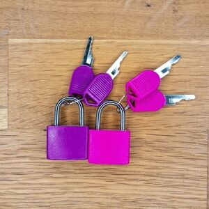 Decorative padlocks and keys 🔐💜💗